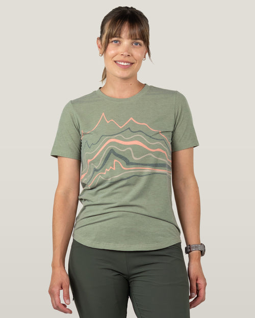 Women's Graphic Traverse Tek Tee