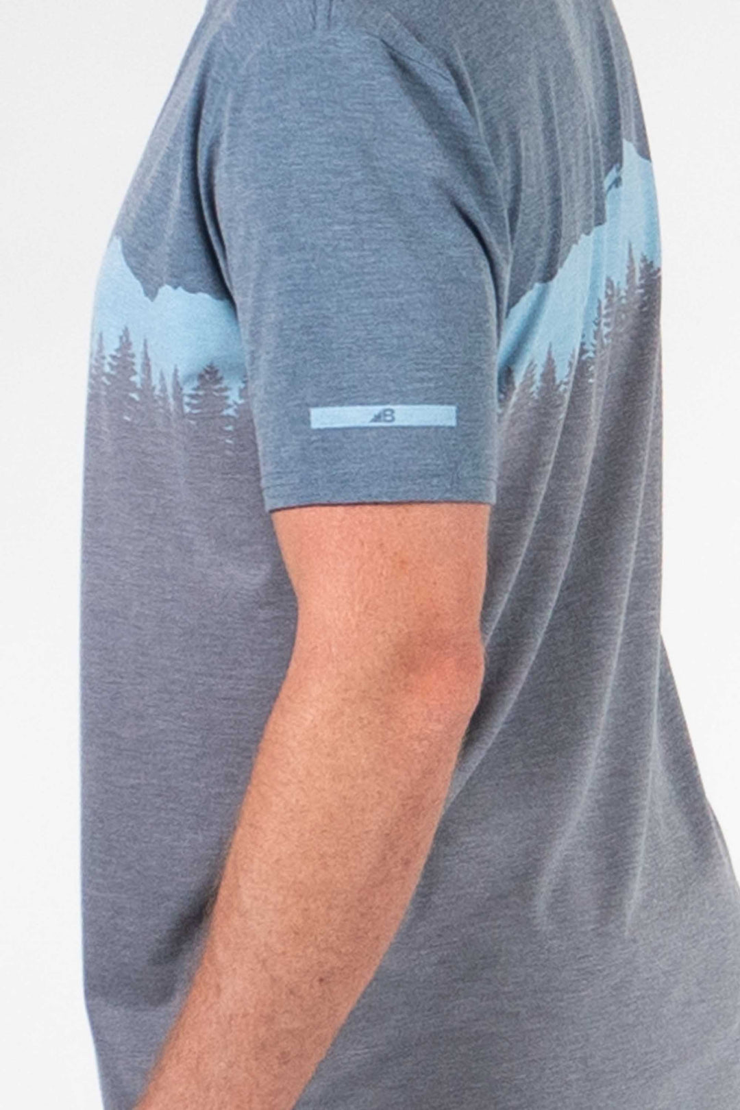 Men's Graphic Traverse Tek Tee