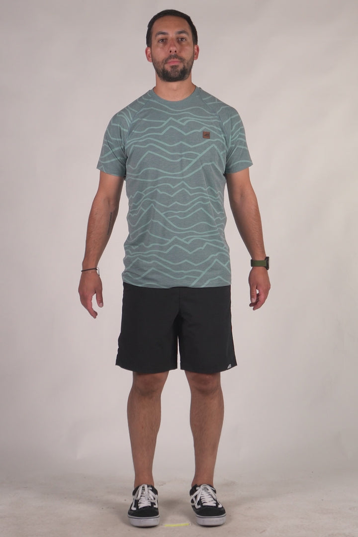 Men's Graphic Traverse Tek Tee