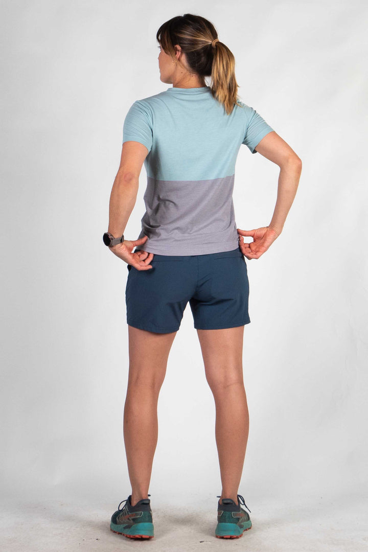 Women's Graphic Traverse Tek Tee